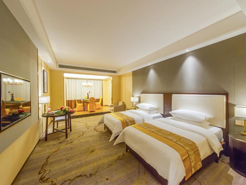 Vienna International Hotel Diecai Wanda High Speed ​​Rail Station Guilin Luaran gambar